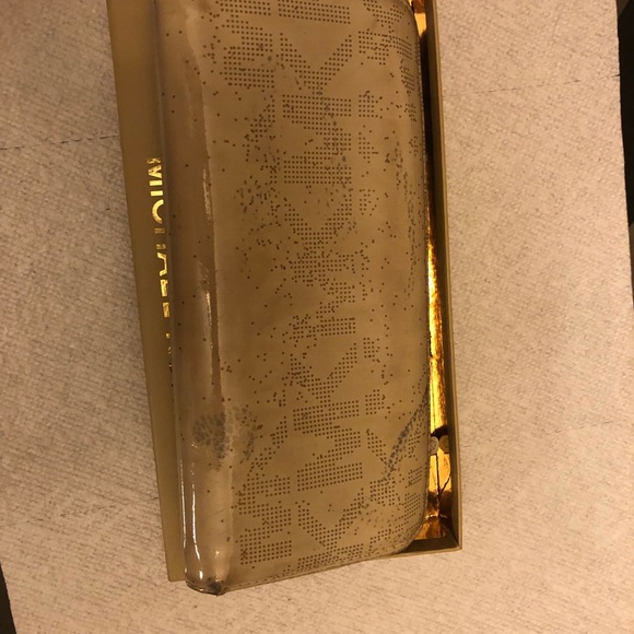 Wallet - Picture 3 of 4